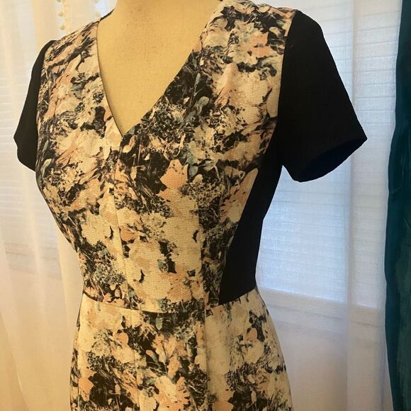 Club Monaco dress, size 2 - Picture 2 of 8